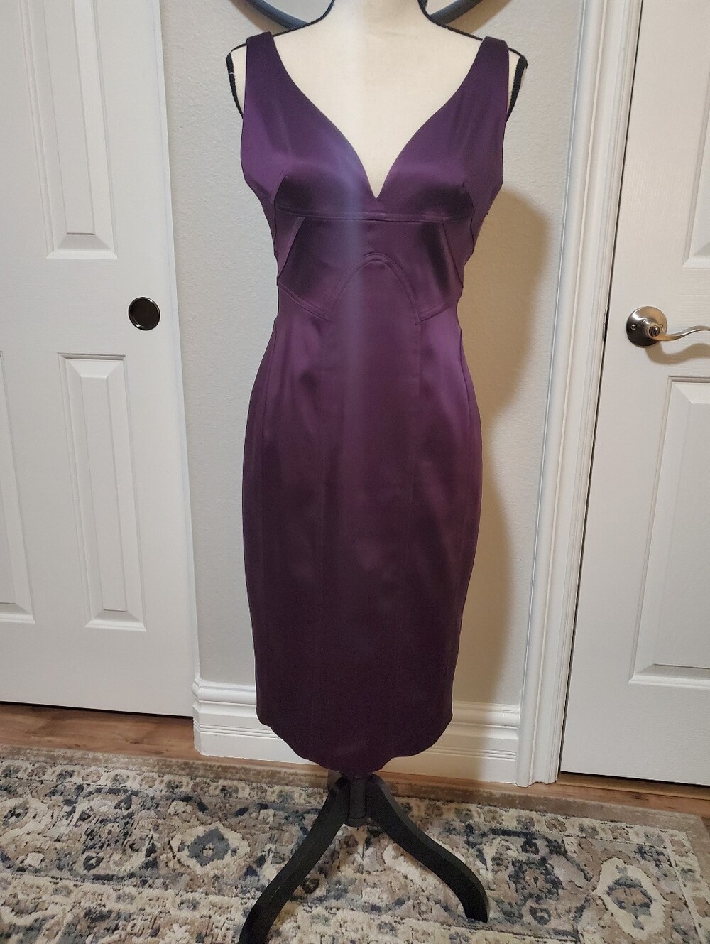 DAVID MEISTER BODYCON DEEP V DRESS IN PERFECT CONDITION Size 8